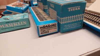Märklin H0 Sammlung mit Lok, Wagen, Gleisen & Zubehör – Konvolut / einzeln
