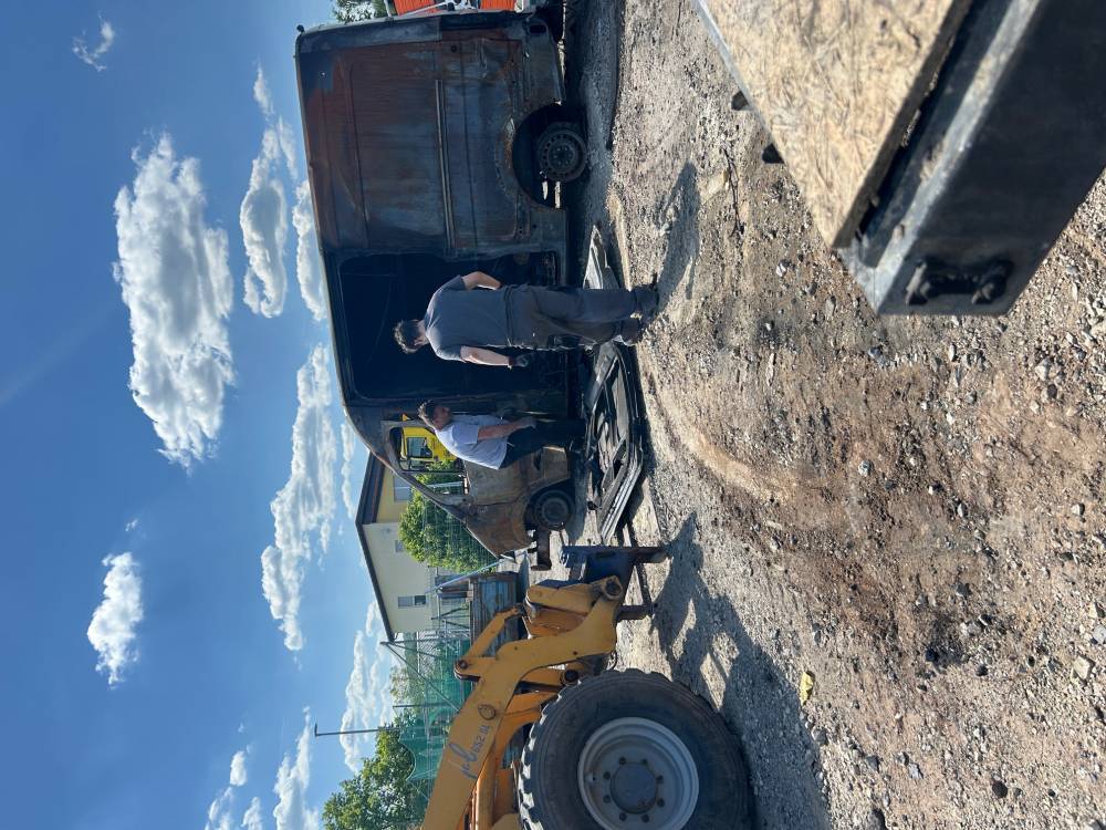 Suche keinen Opelfahrer mehr.