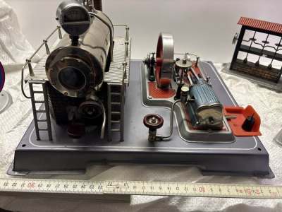 Wilesco Dampfmaschine D20 mit Zubehör