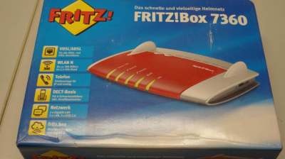 RITZ!Box 7360 Router im Set mit Zubehör und Originalverpackung.