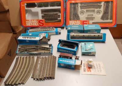 Märklin H0 Sammlung mit Lok, Wagen, Gleisen & Zubehör – Konvolut / einzeln