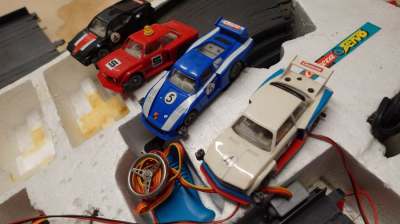 Carrera Servo 140 75300 Rennbahn mit Autos & Zubehör ungeprüft